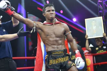 Buakaw Banchamek: “Ik bleef knokken” – hoe een invaller uitgroeide tot vechticoon