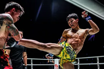 17-jarig kickbokswonder beslist gevecht in laatste seconden: “Hij pakte zijn moment”