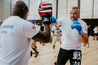 373 vechters en 119 KO’s: Legendes Hoost en Schilt geven glans aan historisch SENSHI 30