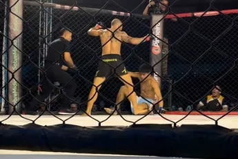 “Dit ging volledig mis”: vechter gaat twee keer knock-out na falende scheidsrechter