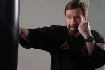 “Hij was eerst een topvechter”: Chuck Norris vocht 183 keer, dit is zijn echte verhaal