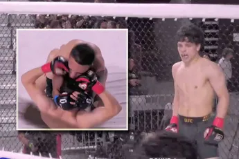 “Dit zie je nooit”: 18-jarige scoort bizarre dubbele knock-out in MMA-gevecht (video)