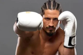 Milos Cvjetićanin bouwt keiharde GLORY reputatie op: “Dit is waarom hij gevreesd wordt”