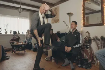 ‘Van huiskamers naar sportzalen’: zo brak deze vechtsport door in Nederland