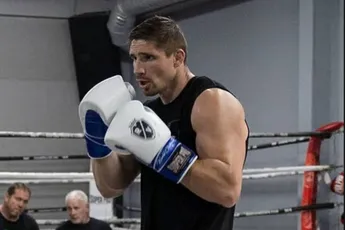 “Ongeziene beelden” – Rico Verhoeven spaart Tyson Fury niet in boksring