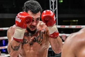 “Dit klopt niet” – Thian de Vries onder vuur na omstreden Enfusion-titelgevecht