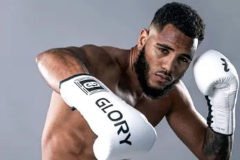 Donovan Wisse verrast richting titelgevecht met Chico Kwasi - “Hij doet iets anders”