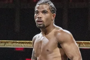 Nederlandse bokstopper Jursly Vargas doet het weer – sloopt tegenstander in één ronde