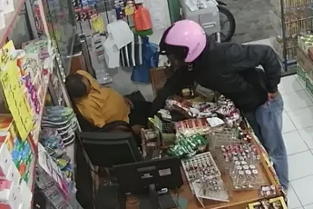 Hert tikken op snelweg is geen prettig iets