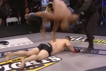 Spannend momentje voor Martin Skrtel tijdens Thailand vs Slowakije