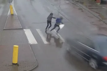 Politie in Polen zoekt eikel in Audi