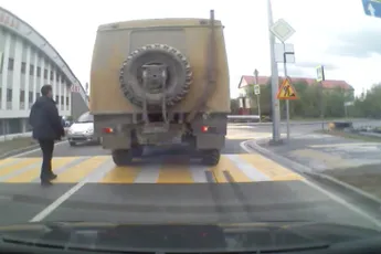 Achteruitrijden kun je beter overlaten aan een expert