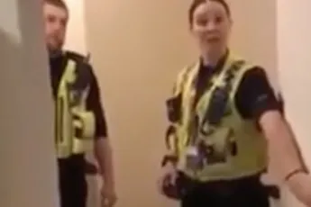 Engelsman stuurt politie weg na klachten die nergens over gaan