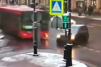 Zelfs een simpele aanrijding moet raar verlopen in Rusland