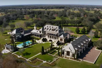 Aan het water wonen in Tampa voor slechts 17 en half miljoen dollar