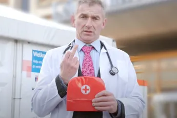 Partij tegen de Burger - Naastenliefde is het echte virus