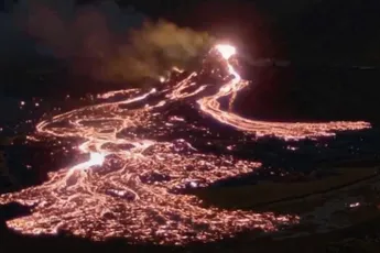 Vulkaan Fagradalsfjall in IJsland geeft een showtje weg