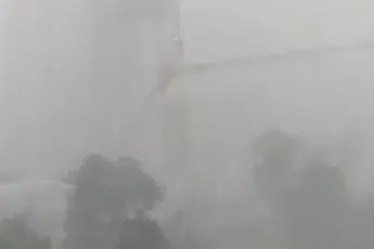 Zomerstorm en onweer in Moskou