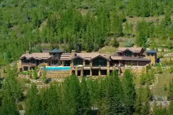 Staat nog een leuke mega mansion te koop in Colorado voor slechts 40 miljoen dollar