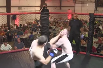 Jordan Fowler had genoeg aan 4 seconden in MMA gevecht