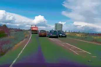 Roekeloos rijgedrag van een Renault Megane rijder