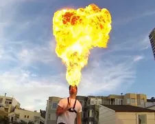 24 GoPro’s filmen vuurspuwer