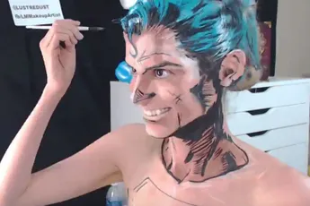 Kay Pike gaat voor een Superman verflaag