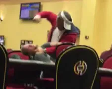 Potje poker loopt iets wat uit de hand