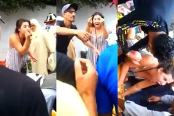 Britse toerist op een markt in Marokko is lekker woke aan het doen