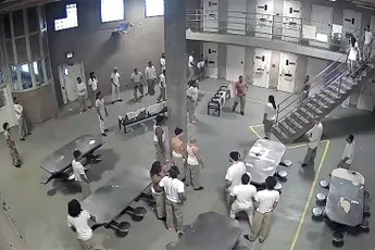 Beelden matten in de Cook County Jail in Illinois