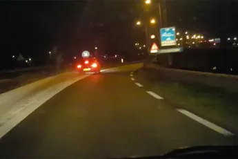 Bestuurder bij Heerhugowaard is een beetje dronken... BAM!