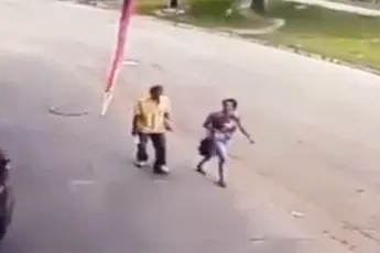 Braziliaan krijgt onverwachts een band tegen zijn achterhoofd