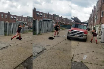 Buurman wil niet met vrouw zijn, dus sloopt ze zijn auto met honkbalknuppel