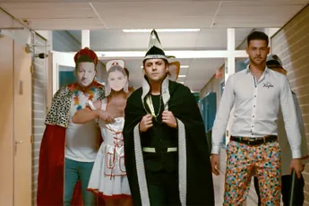 Carnaval 2019: Zanger Kafke & Outsiders - Kerstmis Tot Carnaval