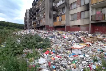 Een kijkje in de zigeunerwijk Lunik IX in Slowakije