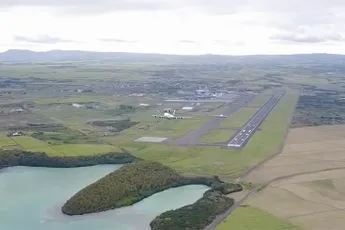 Gek filmt opstijgen Airbus A380 met drone op Mauritius