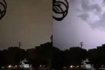 Gewoon genieten van mooi onweer in de lucht