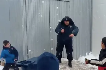 Heftig gevecht in vluchtelingenkamp Servië uitgebroken