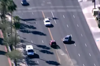 Heftige frontale botsing tijdens achtervolging in Arizona