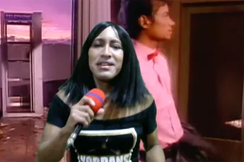 Het beste Michael Jackson karaoke optreden ooit gegeven