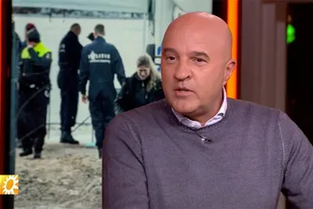 John van den Heuvel over de moeder van Emile Ratelband...