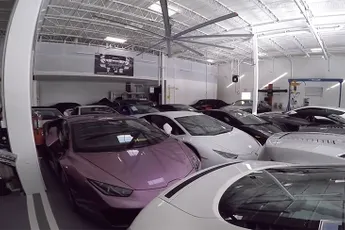 Lambo's verstopt voor orkaan Matthew gaan weer de showroom in