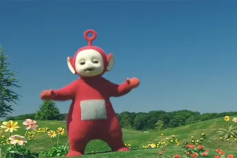 Mocrotubbies: "Doe je Gucci pet op en je trainingspak aan"