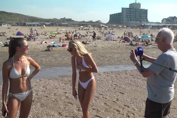 Oude viezerik valt meisjes lastig op laatste stranddag van het jaar