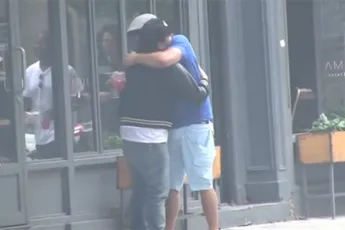 Paparazzi zien momentje tussen Leonardo DiCaprio en Jonah Hill in New York