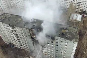 Ramptoerist 2.0: Drone vliegt over flatgebouw waar ontploffing was