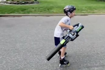 Rolschaatsen gaat een stuk beter met een bladblazer