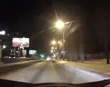 Rus, zo dronken als toeter, doet schoonheidsslaapje...