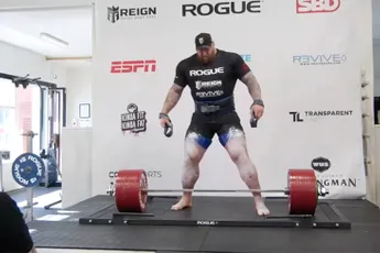 The Mountain uit Game of Thrones pakt nieuw wereldrecord met deadlift van 501 kilo