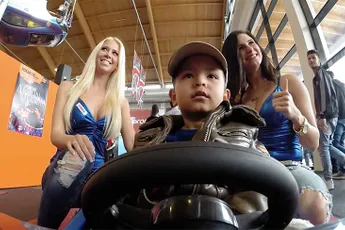 Vader tuned elektrische auto voor kinderen in Dragon Ball Z style